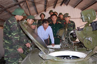 Hấp dẫn bộ đội bằng nhân chứng