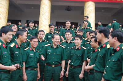 Sĩ quan trẻ nói thật về mình