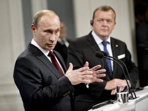 Putin: NATO không được phép giết hại ông Gaddafi