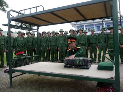 Những ngày đầu quân ngũ