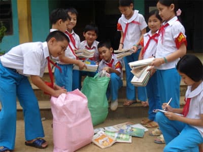 Tiếp bước cha anh, thi đua rèn đức, luyện tài xây dựng Đội Thiếu niên tiền phong Hồ Chí Minh vững mạnh