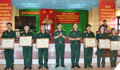 Giải quyết kịp thời, đúng, đủ chế độ Bảo hiểm xã hội, bảo hiểm y tế cho quân nhân
