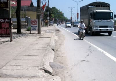 Cống mất nắp-chính quyền địa phương đã khắc phục kịp thời