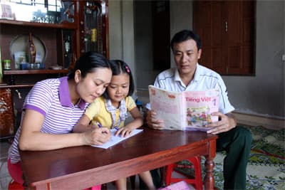 "Bố, mẹ tớ đều là bộ đội đấy nhé!"