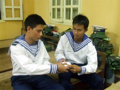 “Truyền lửa” cho đồng đội