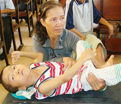 Gia đình nhỏ, nỗi đau lớn... !