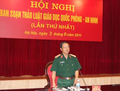 Xây dựng Luật Giáo dục quốc phòng-an ninh sát với thực tiễn