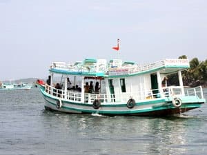 Tỉnh Kiên Giang tạm đình chỉ 40 tàu thuyền du lịch