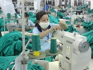 Kim ngạch xuất khẩu tháng 7 có dấu hiệu bị chững