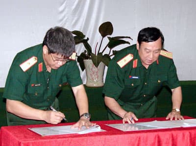 Binh đoàn Tây Nguyên-Tập đoàn Viễn thông Quân đội: Ký kết chương trình hợp tác