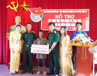 Nước mắt nghĩa tình