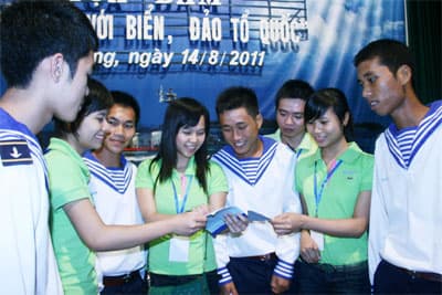 Đi du học để có thêm điều kiện tuyên truyền về Tổ quốc