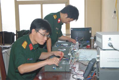 Binh chủng Thông tin Liên lạc tiến lên hiện đại