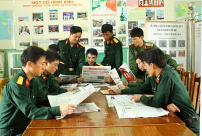 Nắm vững quan điểm, bám sát thực tế, tổ chức tốt các mặt công tác