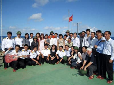 Đón Xuân ở nhà giàn