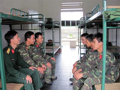 Thân tình hơn để hiểu chiến sĩ