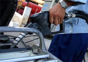 TP Hồ Chí Minh: Phát hiện hai mẫu xăng có hàm lượng nước