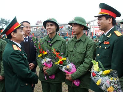 Truyền thống quê hương nâng bước lên đường