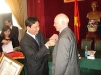 Trao tặng Huân, Huy chương cho các chuyên gia Nga giữ gìn thi hài Chủ tịch Hồ Chí Minh