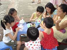 Chăm lo thế hệ tương lai