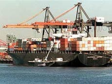 Nhật Bản tiếp tục áp dụng cấm vận kinh tế với CHDCND Triều Tiên