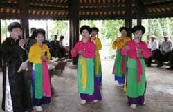 Lập hồ sơ Hát Xoan trình UNESCO công nhận là Di sản văn hóa phi vật thể của nhân loại