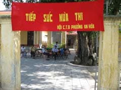 Cơm miễn phí “tiếp sức mùa thi”