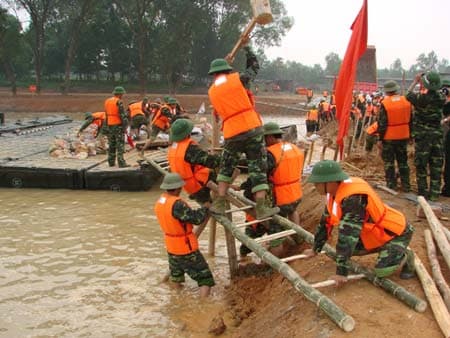 Đi trước để "mở đường thắng lợi"