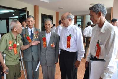 Tri ân người có công với đất nước
