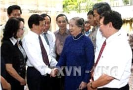 Sự nghiệp cách mạng của Đảng và dân tộc luôn cần đến giới văn nghệ sĩ