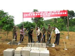 Khởi công xây dựng 10 “Mái ấm biên cương”