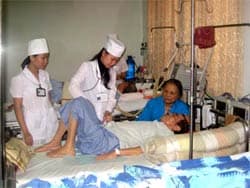Từ 1-1-2010, bảo hiểm y tế là 4,5% tiền lương