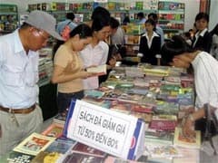 Khai mạc Ngày hội sách giảm giá