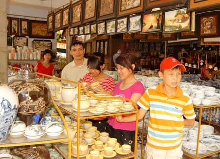 Kỳ ảo Bát Tràng
