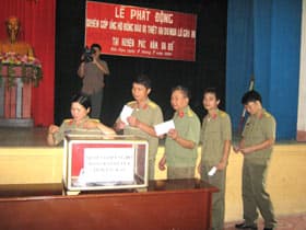 Nhiều hoạt động giúp dân khắc phục hậu quả mưa lũ