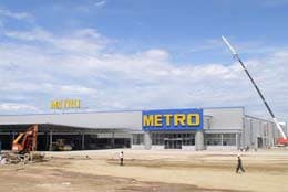 Phát hiện gần 33 tấn thịt bò, gà đông lạnh nhiễm khuẩn của Metro