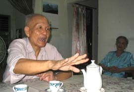 Sống lại Cách mạng Tháng Tám lịch sử