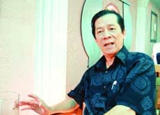 Cà phê với Tô Hoàng