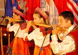 Hội tụ muôn sắc hoa