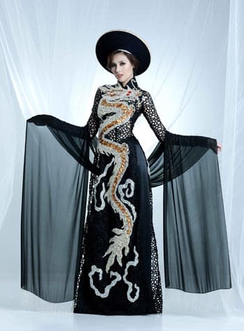 “Lộ” trang phục dự thi Hoa hậu Hoàn vũ của Hoàng Yến