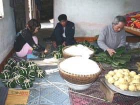 Nấu nồi bánh chưng 1.000 chiếc - kỷ lục Việt Nam