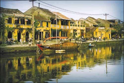 Đến nơi ngói cổ lô xô