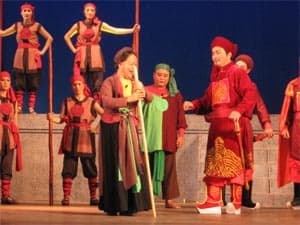 Ngọc Viễn - Viên ngọc chiếu chèo quân đội