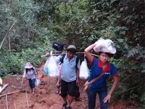 Trái tim hồng của bác sĩ "bụi đời"