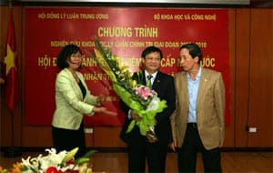 “Nhận thức về thời đại ngày nay” - Công trình nghiên cứu khoa học giàu giá trị thực tiễn