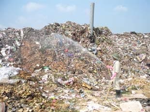Khởi động Dự án Quản lý chất hữu cơ khó phân hủy