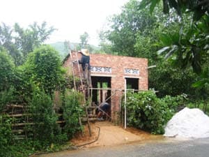 Cưỡng chế 35 ngôi nhà xây dựng trái phép