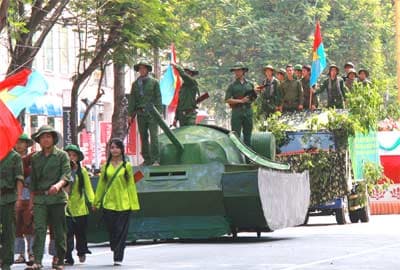 Rạng rỡ  ngày toàn thắng