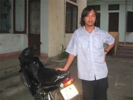Thợ ảnh dũng cảm bắt cướp