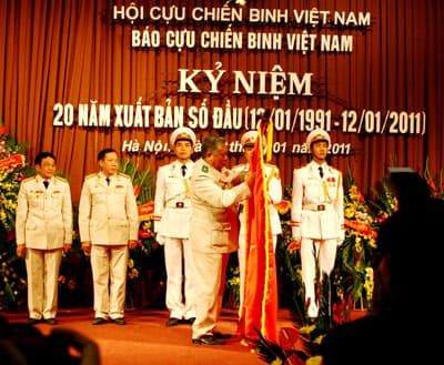 “Cựu” nhưng vẫn tươi mới chất nhựa đời sống